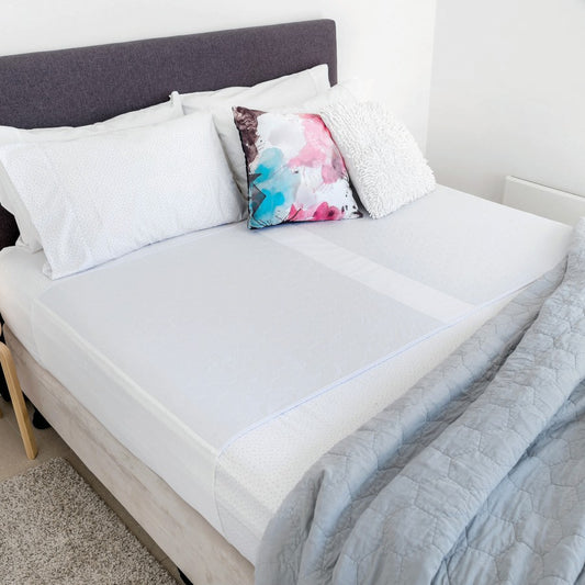 Conni X-wide Dual Reusable Bed Pad with Tuck-ins