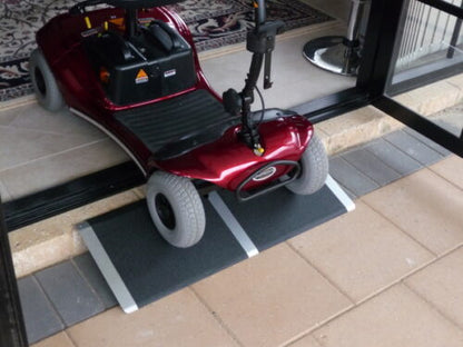 THRESHOLD ACCESS RAMP 810MM X 300MM ALUMINIUM NON SLIP